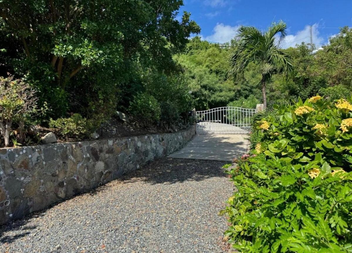 Blue Pearl Villa In St John Usvi Coral Bay Exterior photo